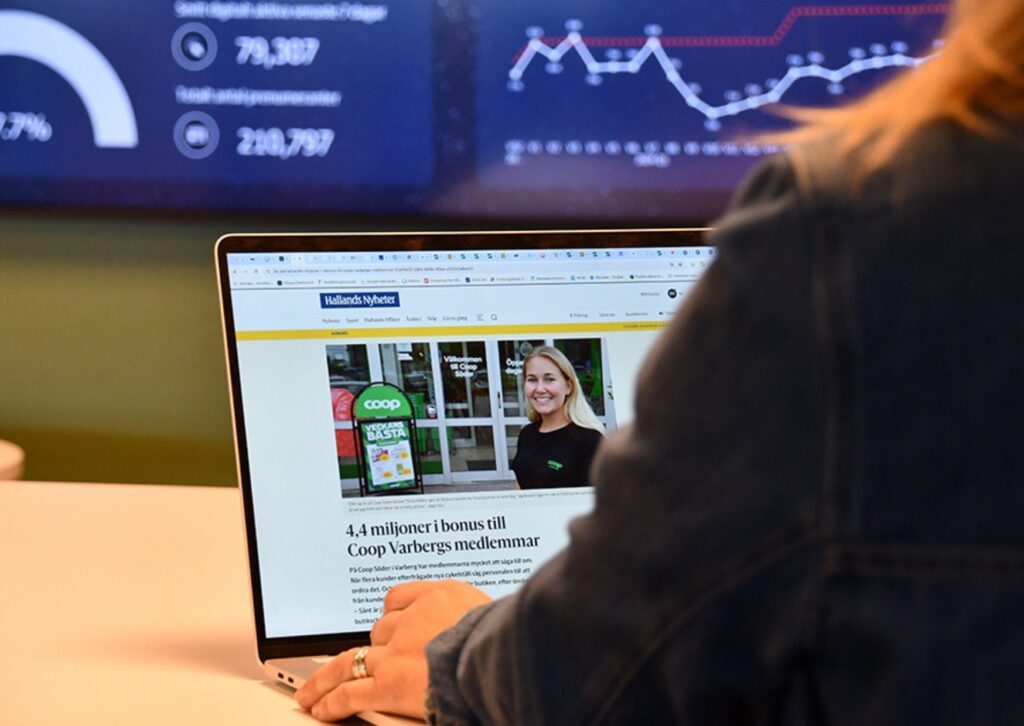 Nativeannons stampen media content advertising